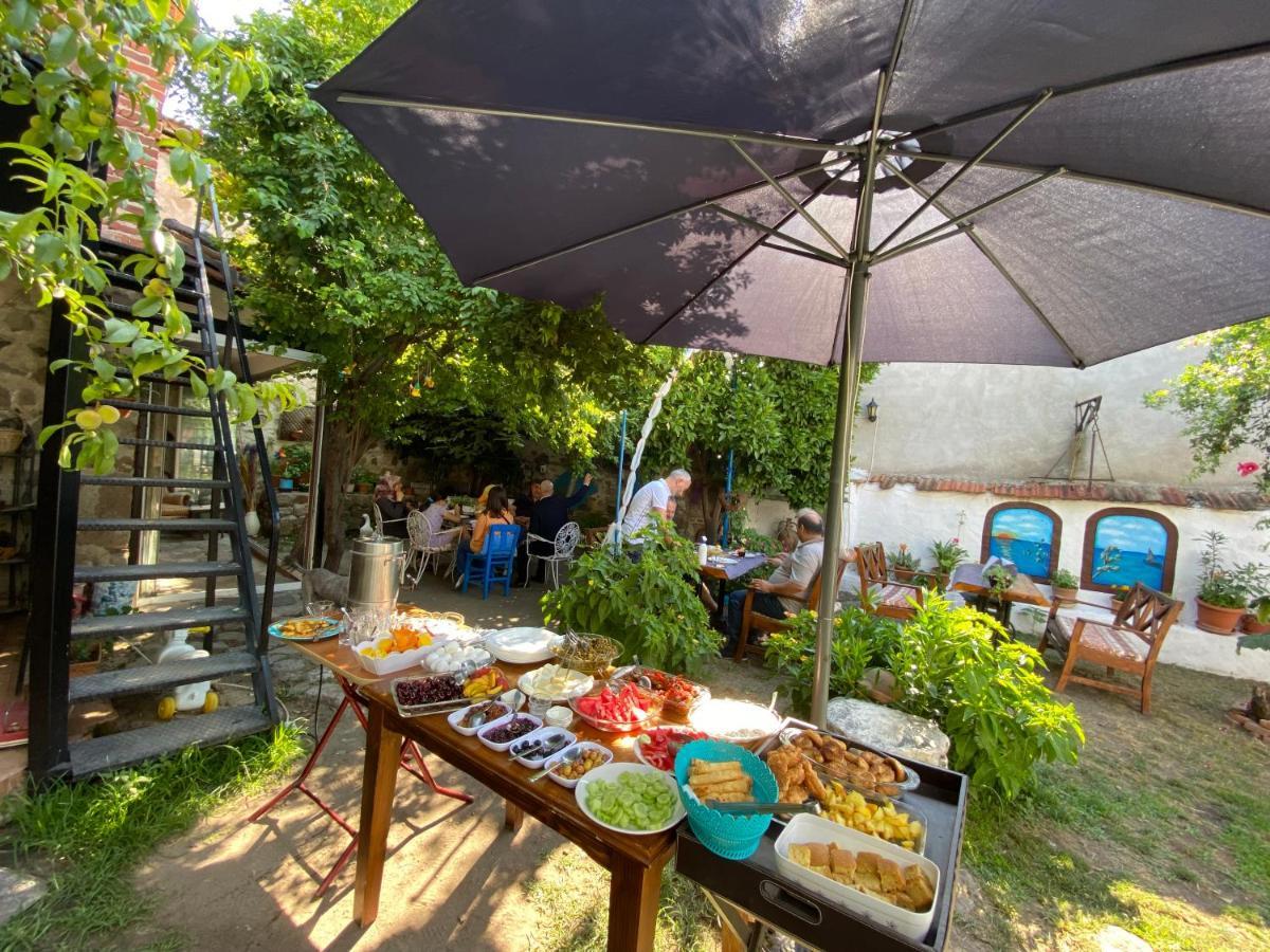 Pergamon Pension Бергама Экстерьер фото
