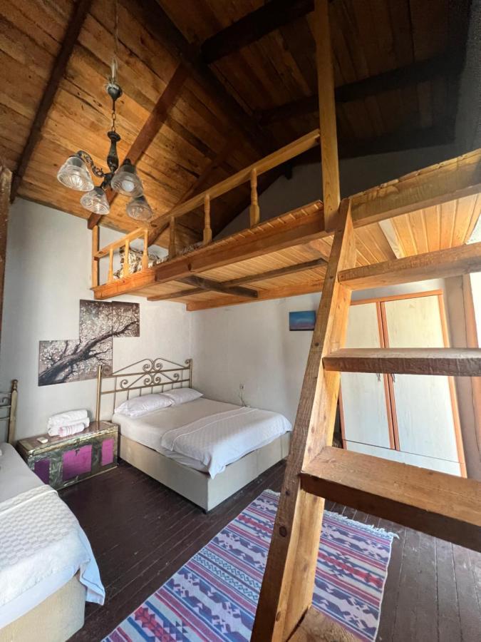 Pergamon Pension Бергама Экстерьер фото