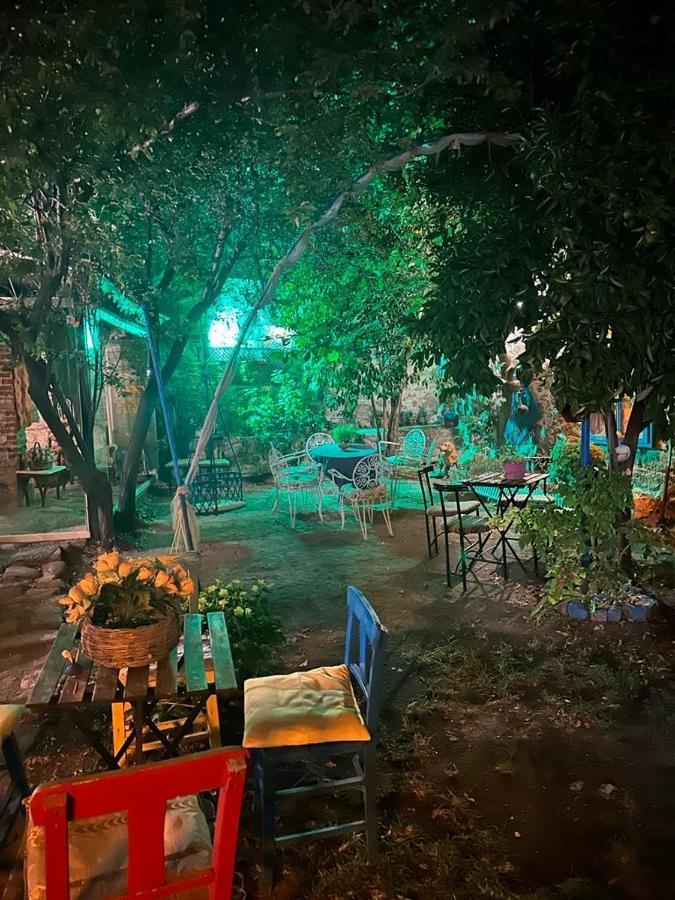 Pergamon Pension Бергама Экстерьер фото